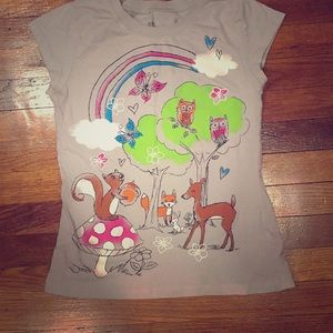 A short sleeve nice and fun girl shirt